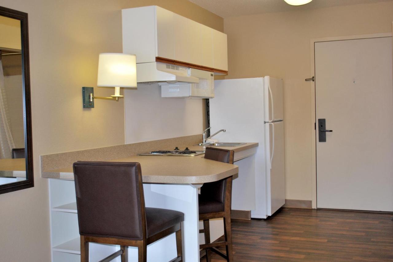 Extended Stay America Suites - Atlanta - Marietta - Powers Ferry Rd Sandy Springs Buitenkant foto