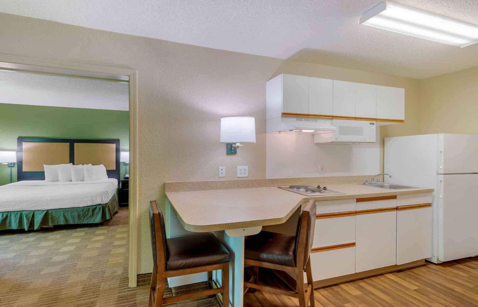 Extended Stay America Suites - Atlanta - Marietta - Powers Ferry Rd Sandy Springs Buitenkant foto